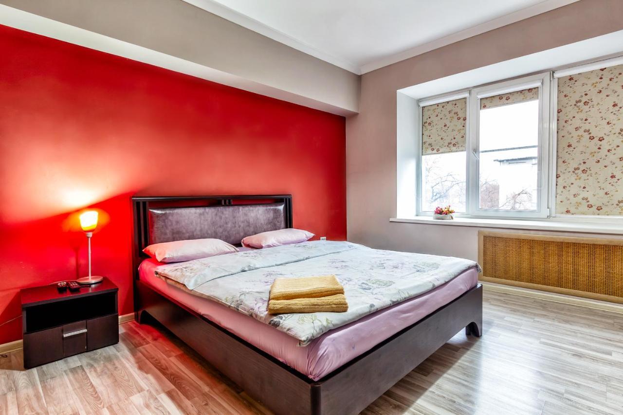 420 Lighthouse Arbat - Traveler's Choice Apartment Almaty